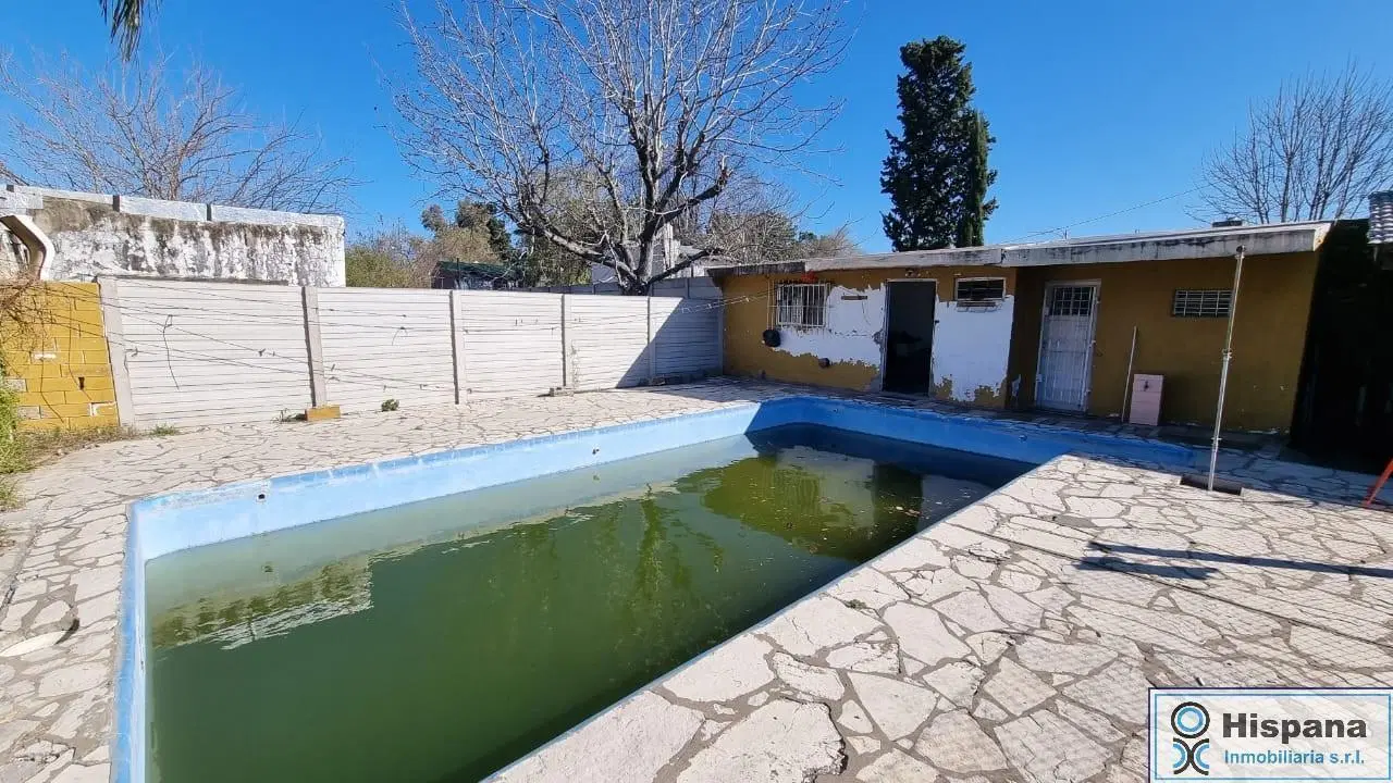RETASADO! Excelente lote en venta con pileta y mejoras, en el Del Viso centro, Pilar. 3
