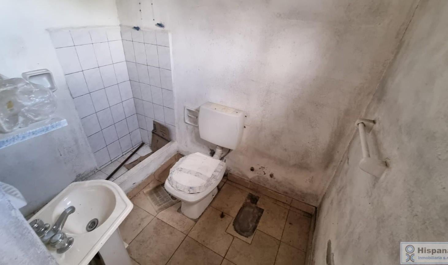 Foto de Excelente Lote en venta con mejoras, cercano a la Zona de Office Park, imagen 2
