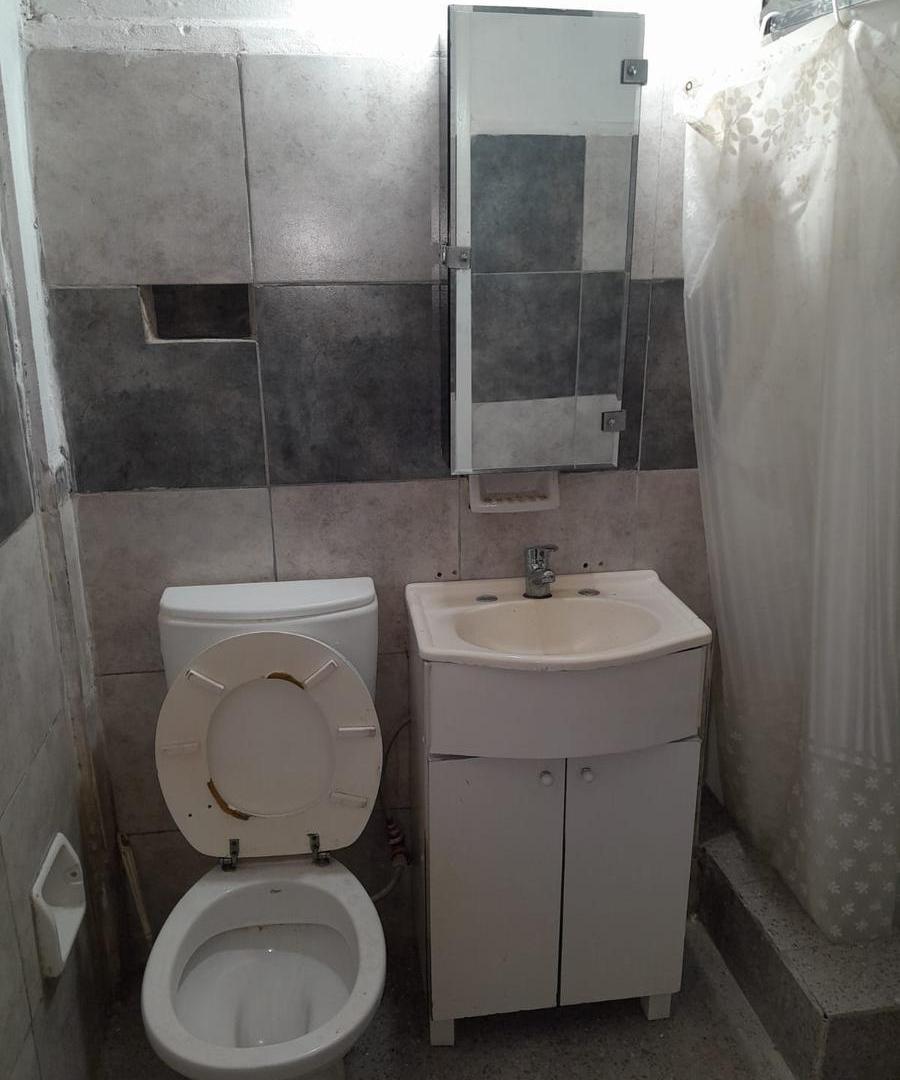 Foto de Casa en alquiler, Enrique Amorín esquina Blanes. Del Viso, Pilar., imagen 3