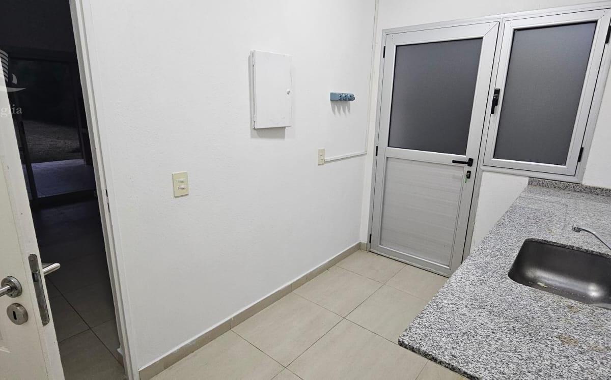 Venta - Casa 4 Ambientes, Jardin, Pileta - Santa Catalina, Villanueva, Tigre 2