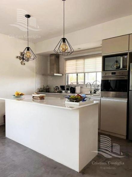 Casa en Venta en San Sebastian Area 1 4
