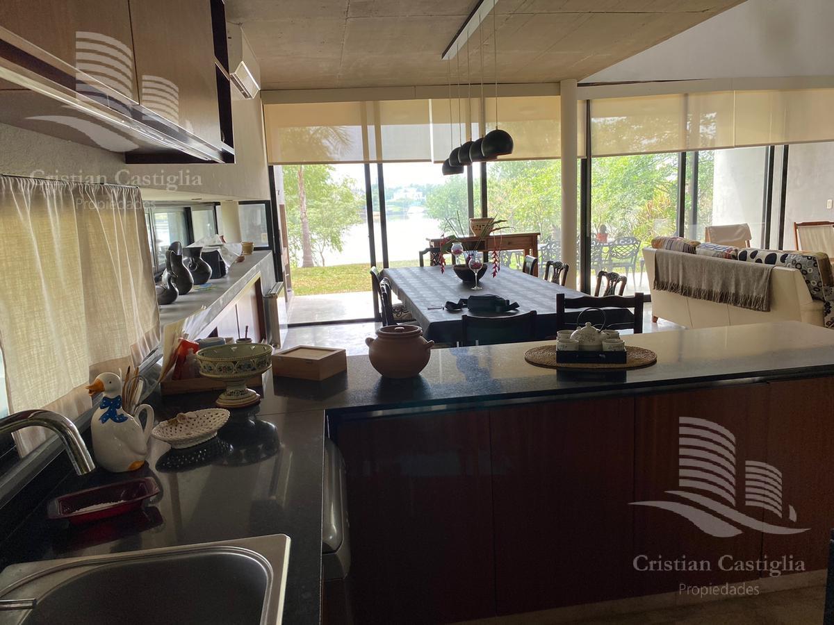 Venta - Casa 5/cinco Ambientes Al Rio Lujan, Muelle, Balcón, Jardín - San Benito, Villanueva 3