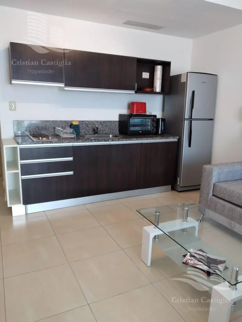 Monoambiente en Condominio de la Bahia 4