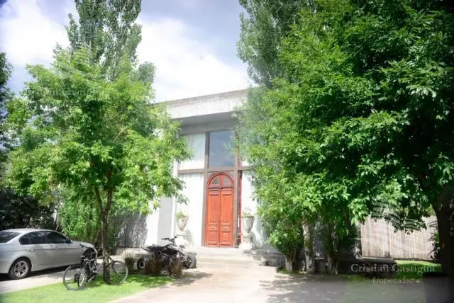 Venta - Casa 5/Cinco Ambientes, Jardín, Pileta - Santa Catalina, Villanueva 3