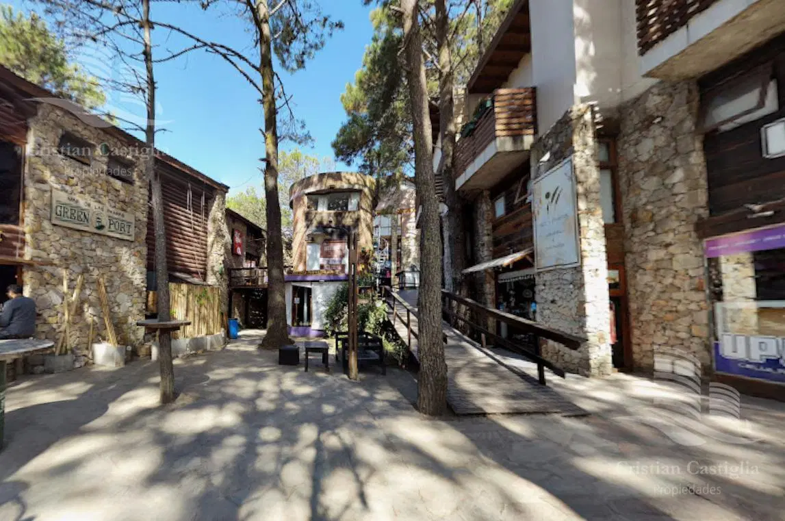 Casa tipo Chalet amoblada en Mar de las Pampas en Venta 2