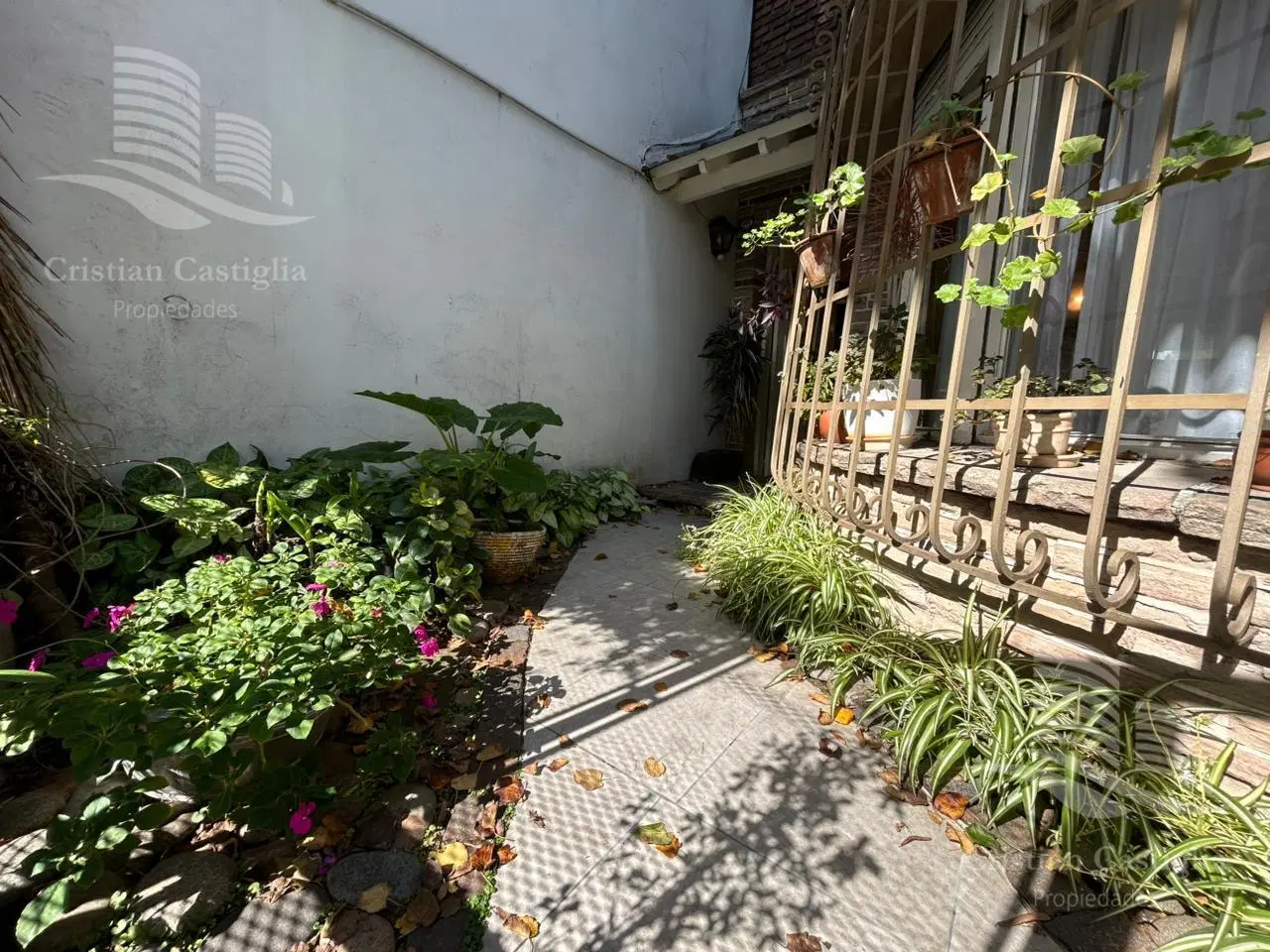 Casa 4 Ambientes de 2 Plantas, con Jardin, Balcón y Terraza en Florida 3
