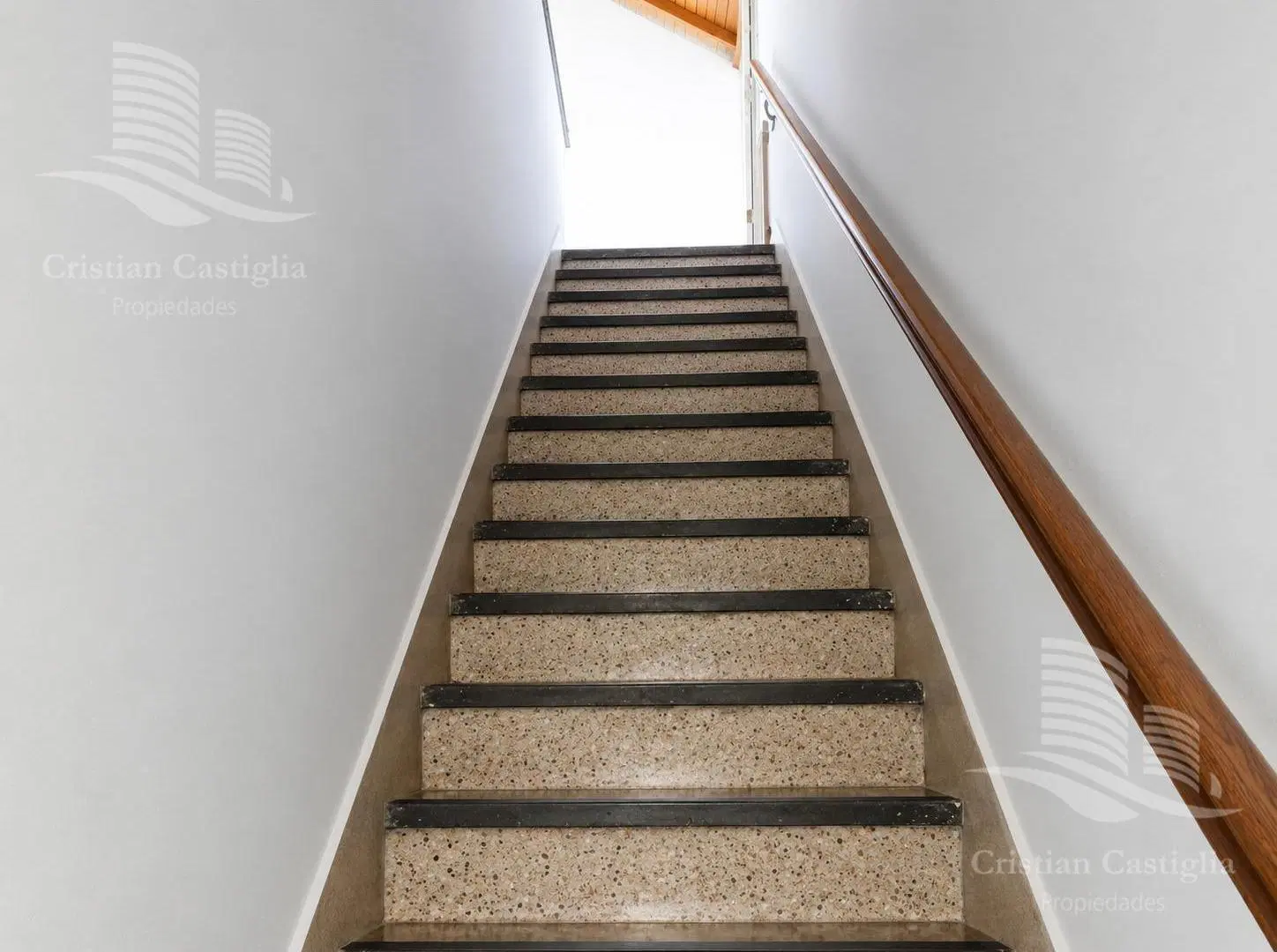 Casa 3 Ambientes en primer piso En Venta 2