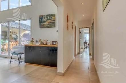 Venta Casa 5 ambientes San Sebastián