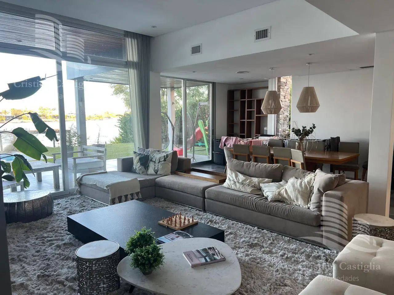 Casa en primera línea al Lago Central - Cabos del Lago, Nordelta. 8