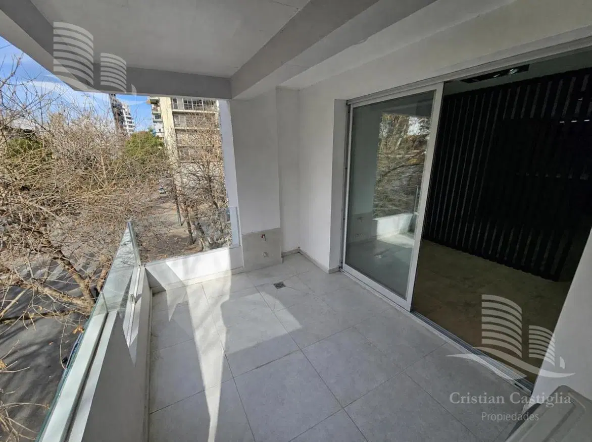 Departamento en Venta con Balcón en Nuñez CABA 4