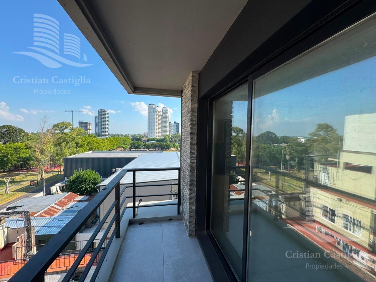 Foto de Departamento Mono ambiente con Cochera y Balcón en Tigre Centro, imagen 3