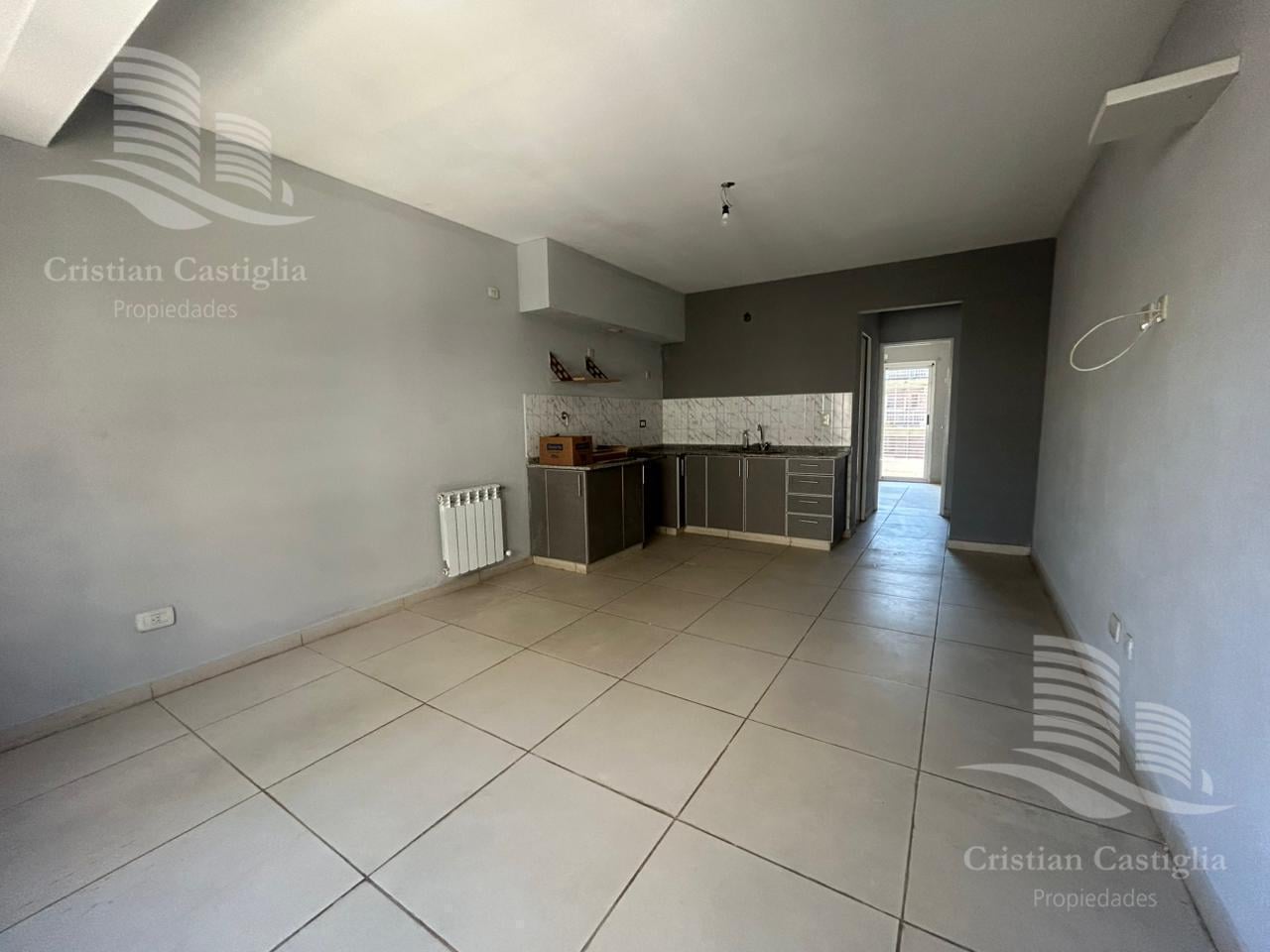 Departamento 2 Ambientes con Balcón en Alquiler - Villa Ballester