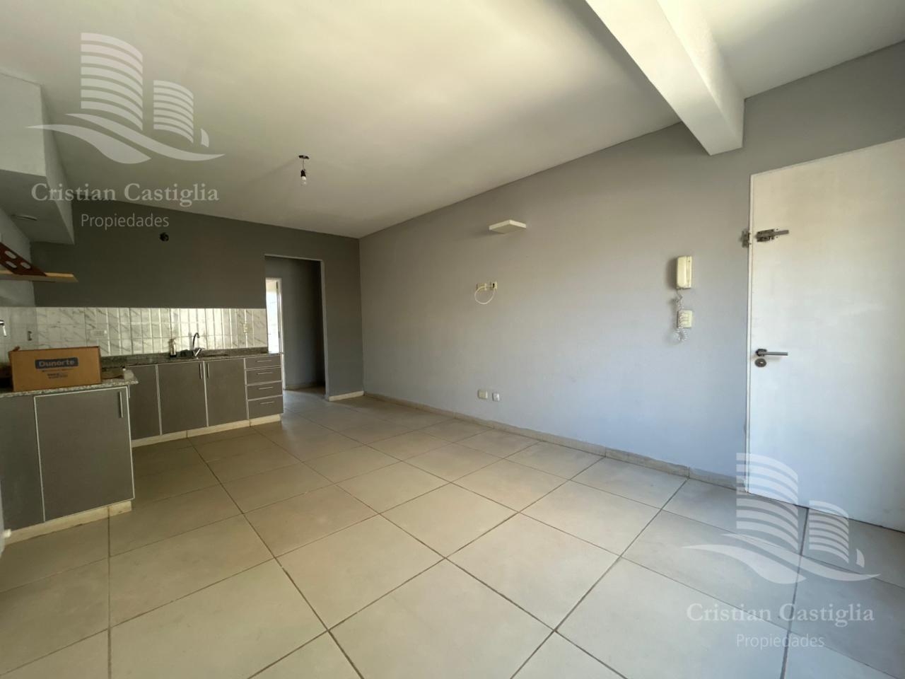 Foto de Departamento 2 Ambientes con Balcón en Alquiler - Villa Ballester, imagen 3
