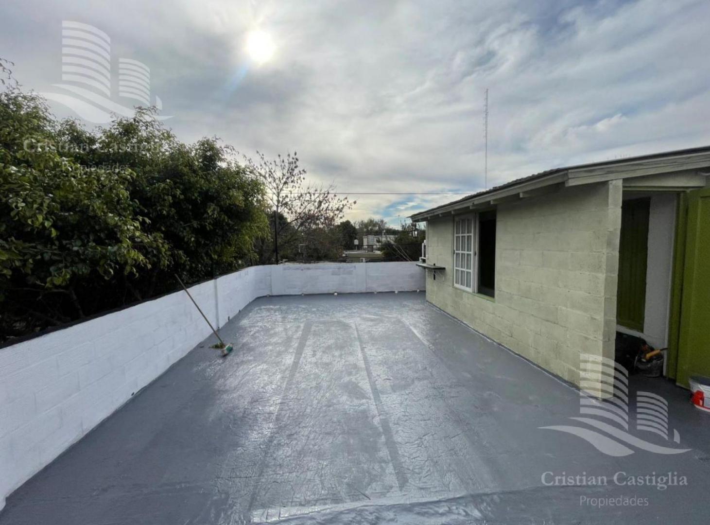 Foto de PH Totalmente Nuevo con Balcón Terraza y Parrilla en Ingeniero Adolfo, imagen 3