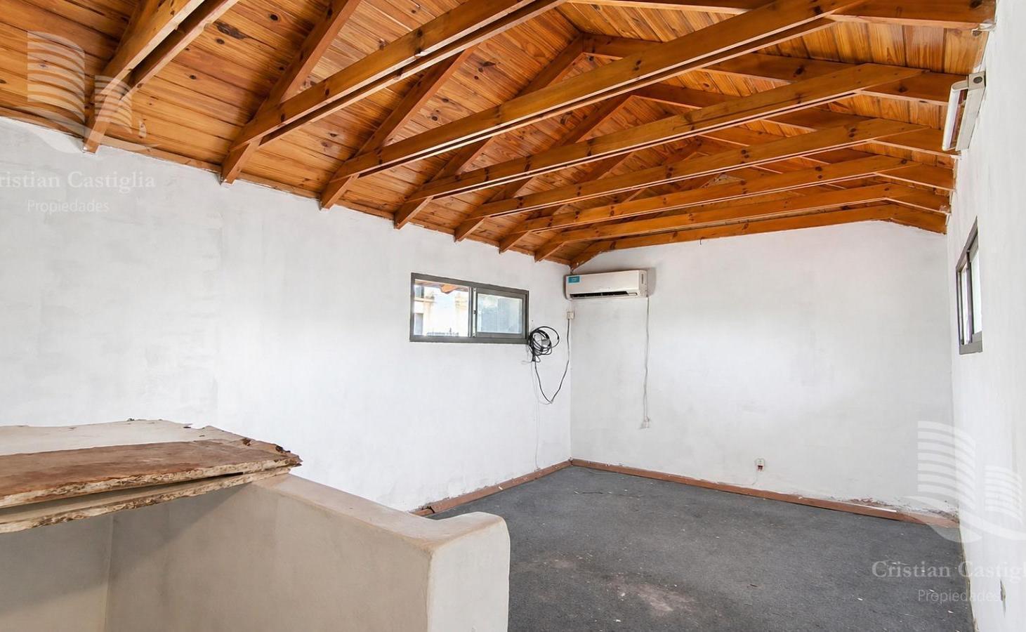 Foto de Casa Multifamiliar en Venta - Apta Credito- en Villa Madero, imagen 1
