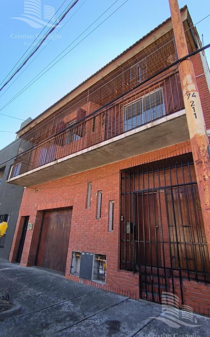 Foto de Casa Multifamiliar en Venta - Apta Credito- en Villa Madero, imagen 2