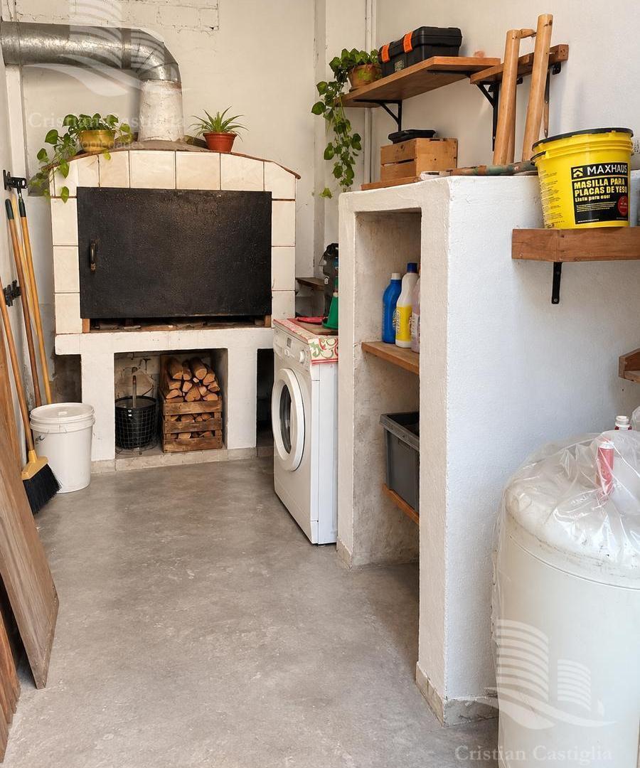 Foto de PH 2 Ambiente con Parrilla en Venta en Boulogne, imagen 3