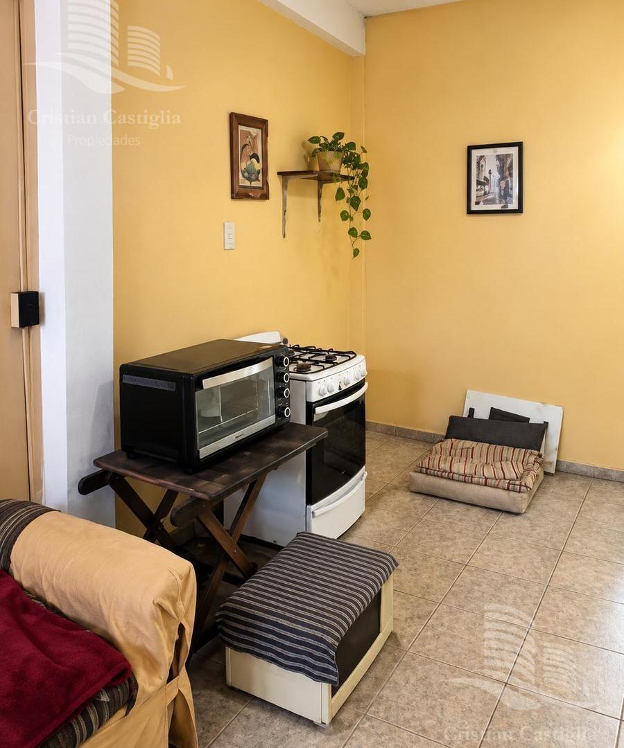 Foto de PH 2 Ambiente con Parrilla en Venta en Boulogne, imagen 2