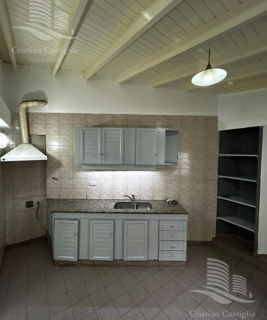 Foto de PH 2 Ambientes al Fondo con Patio en Alquiler, imagen 2