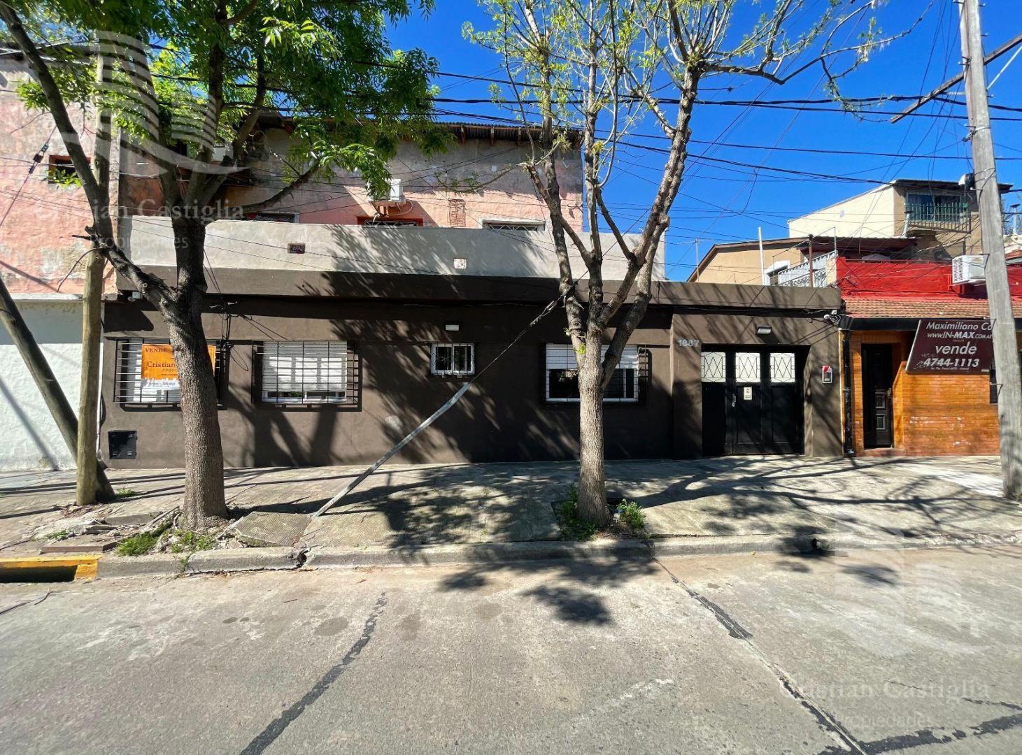 Foto de PH 3 ambientes con Patio y Parrilla en Beccar - San Isidro, imagen 1