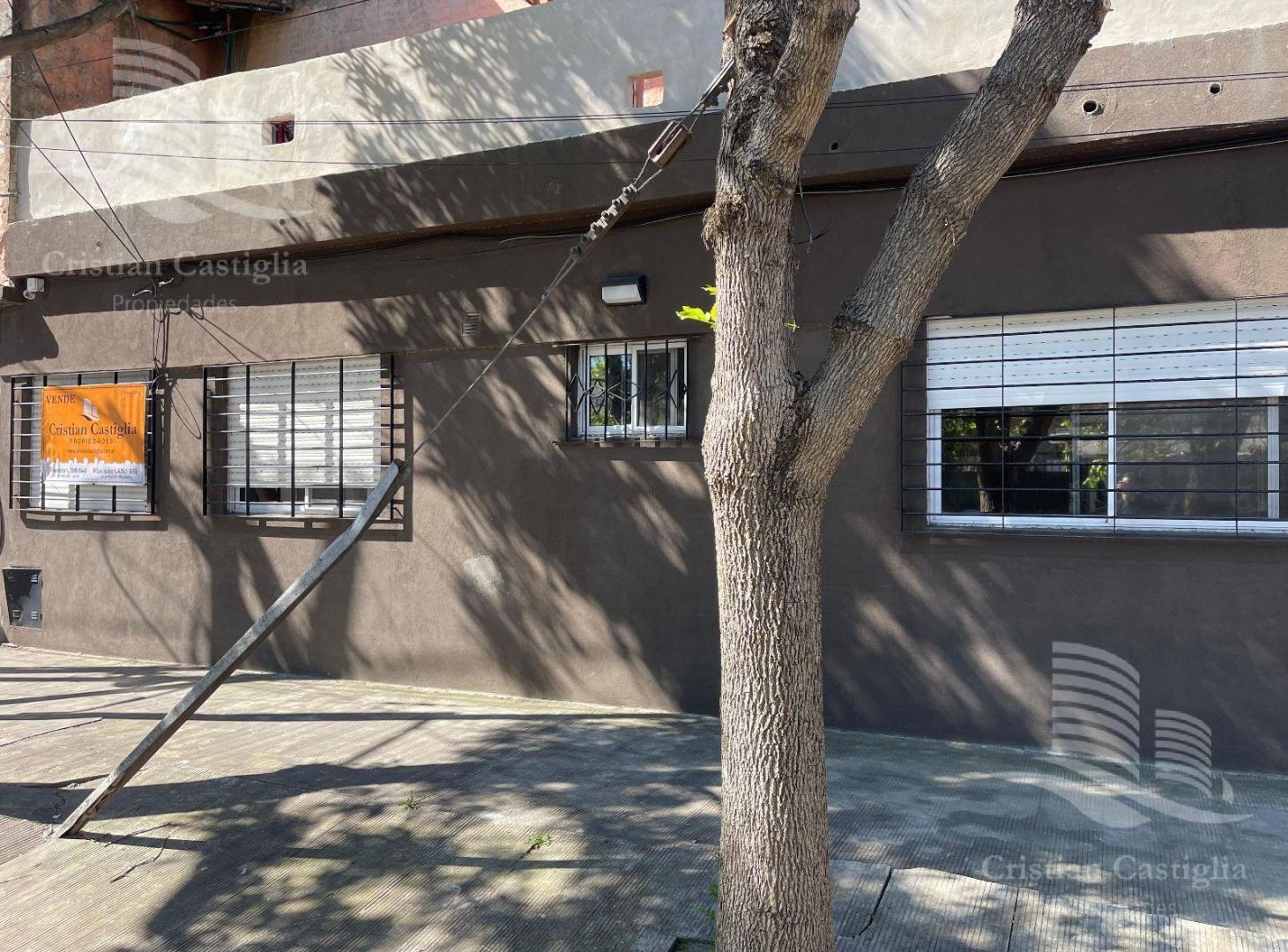 Foto de PH 3 ambientes con Patio y Parrilla en Beccar - San Isidro, imagen 2