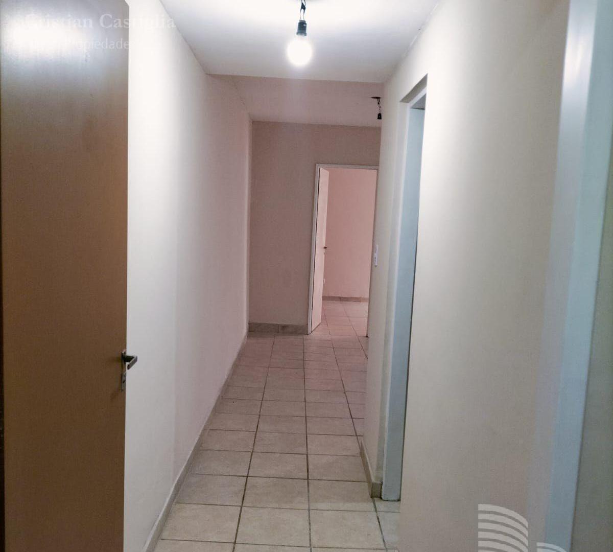 Foto de PH 2 Ambientes en Planta Baja en Venta - Villa Ballester, imagen 1