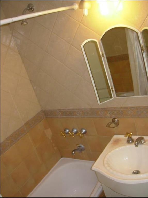 Foto de CASAS - DUPLEX - RAMOS MEJÍA, GRAN BS. AS. OESTE, imagen 4