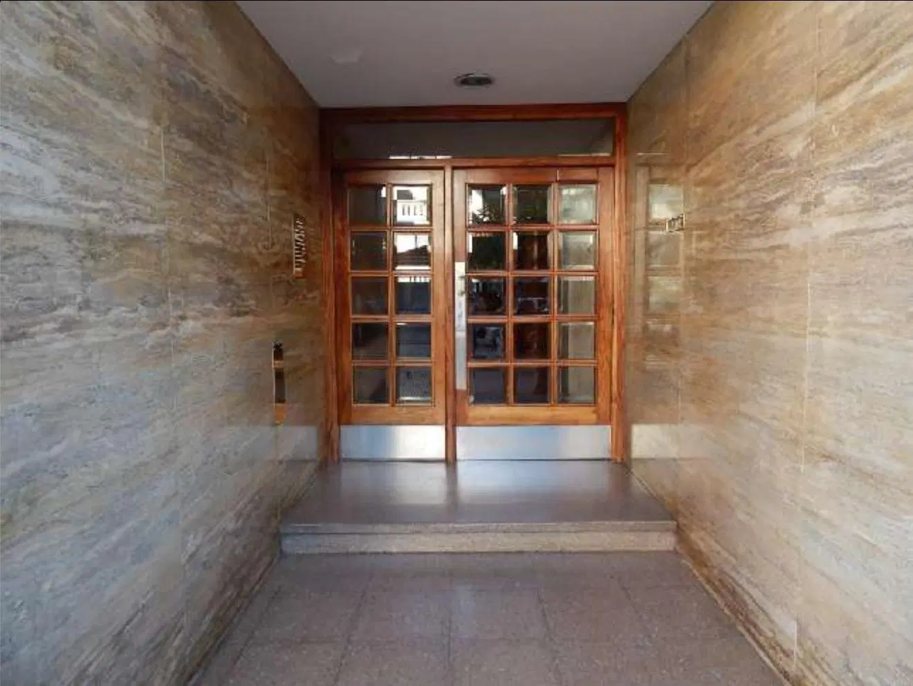 ALQUILER DE DEPARTAMENTO DE 2 AMBIENTES EN CENTRO DE RAMOS MEJIA 2