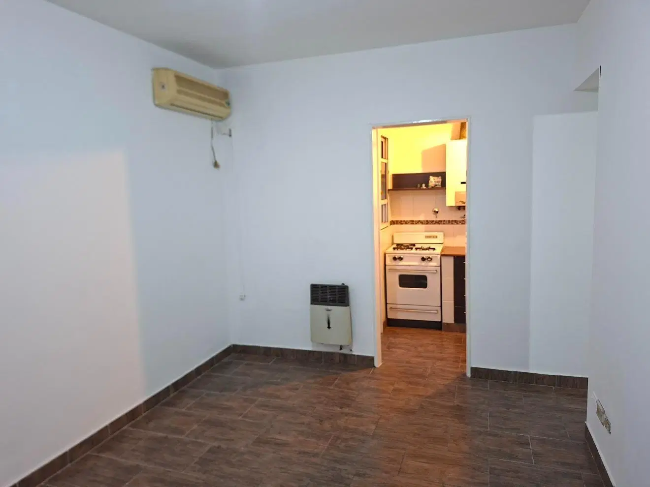 ALQUILER DE DEPARTAMENTO DE 2 AMBIENTES EN VILLA SARMIENTO 3