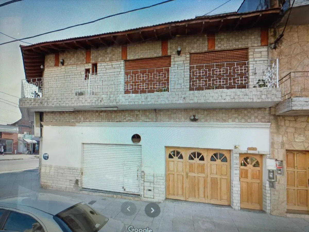 VENTA DE 2 CASAS CON LOCALES EN SAN JUSTO 1