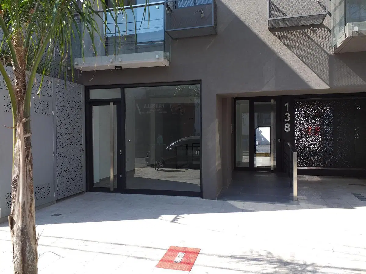 VENTA DE LOCAL EN RAMOS MEJIA CENTRO 2