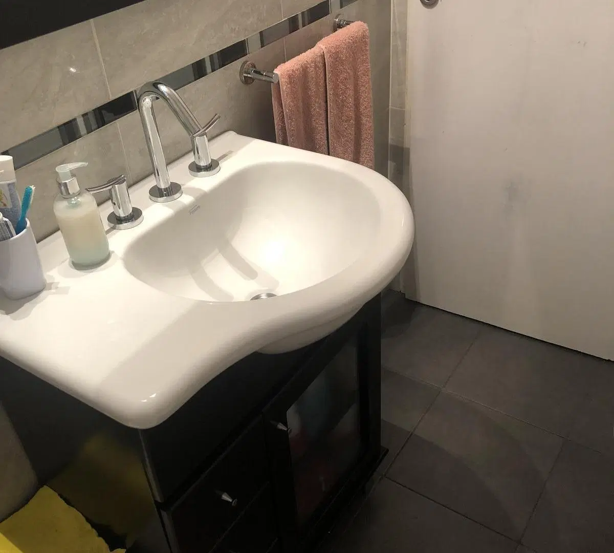 VENTA DEPARTAMENTO DE 3 AMBIENTES CON BALCON EN RAMOS MEJIA NORTE 5