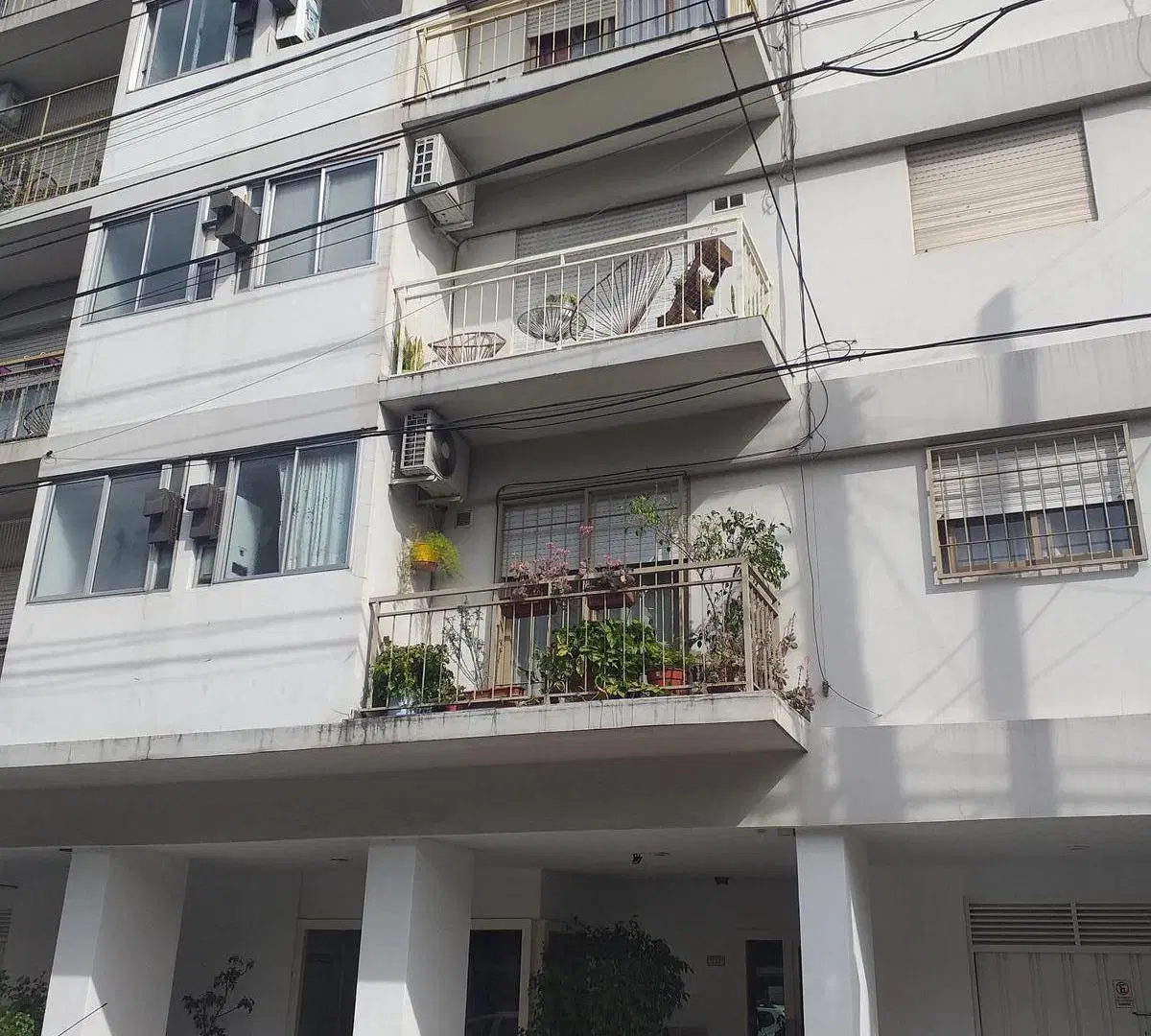VENTA DEPARTAMENTO DE 2 AMBIENTES CÉNTRICO 3