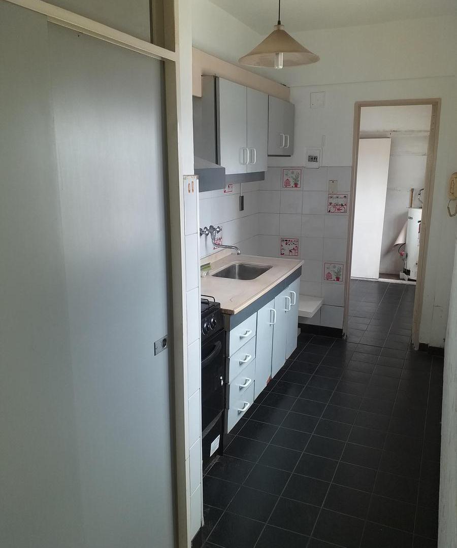 VENTA DE DEPARTAMENTO 2 AMBIENTES CÉNTRO RAMOS MEJIA