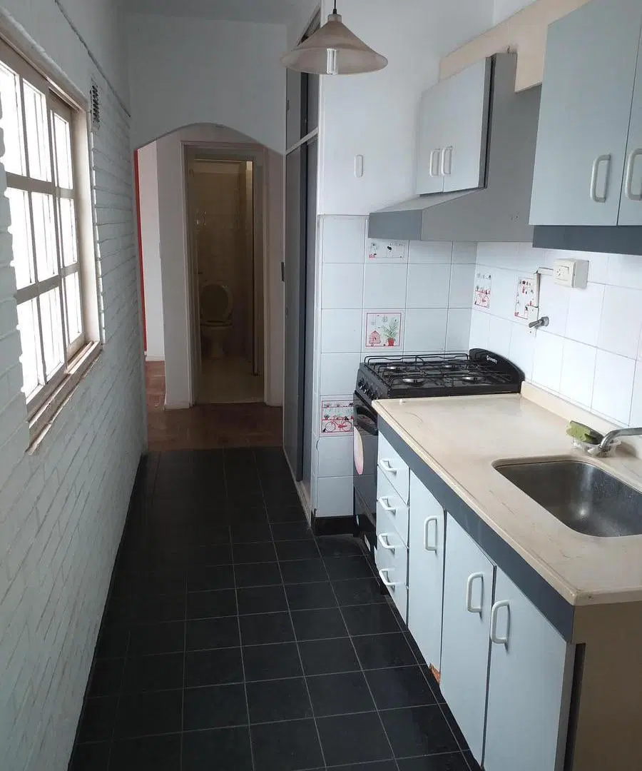 VENTA DE DEPARTAMENTO 2 AMBIENTES CÉNTRO RAMOS MEJIA 3
