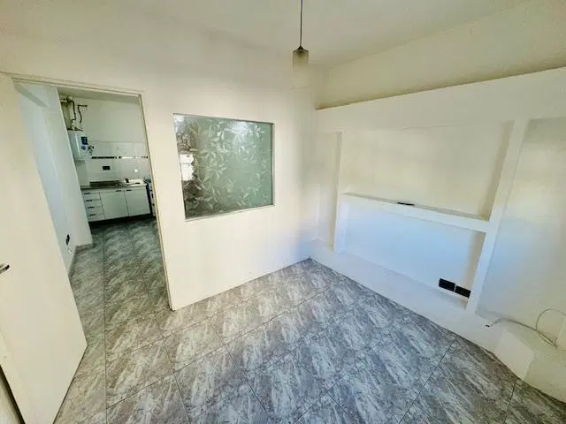 Departamento en  venta Ramos Mejía, un ambiente 5
