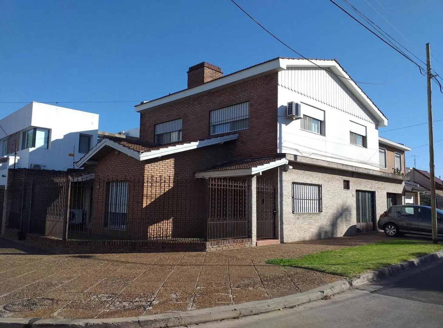 VENTA DE CHALET 4 AMBIENTES EN RAMOS MEJIA 5