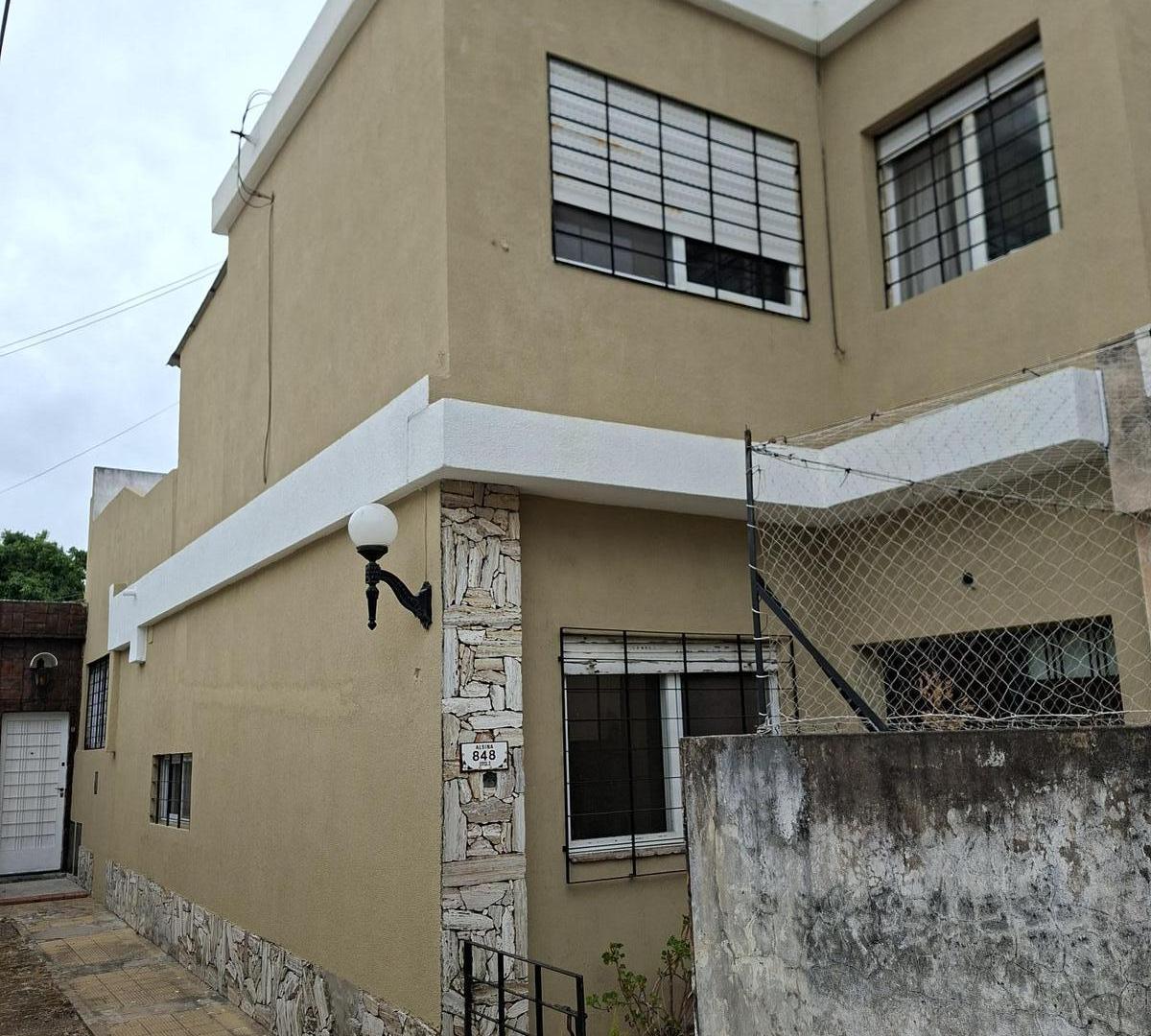 VENTA DE CASA PH 4 AMBIENTES EN RAMOS MEJIA SUR
