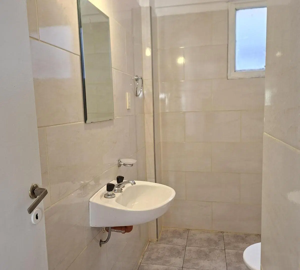 ALQUILER DE DEPARTAMENTO DE 2 AMBIENTES CENTRO DE RAMOS MEJIA 2