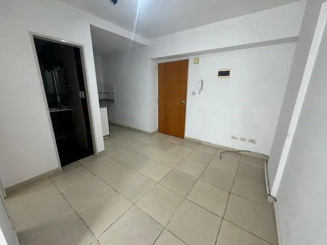 Departamento en venta con cochera 2 ambientes 2