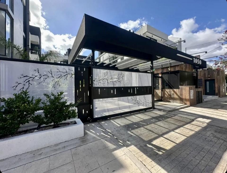 Departamento en Venta  4 Ambientes Ramos Mejía, jardín y Patio propio parrilla pileta lavadero