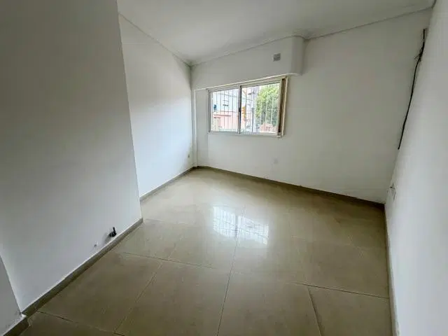 Departamento en venta Ramos Mejia 2 ambientes con patio 3