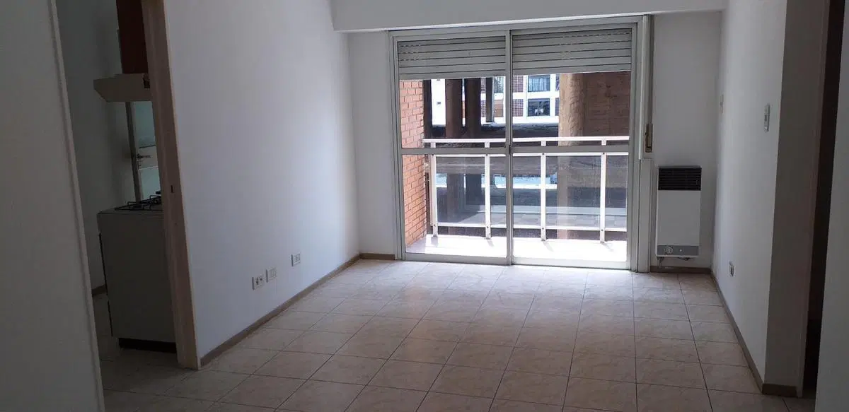 ALQUILER DE DEPARTAMENTO DE 2 AMBIENTES EN CENTRO DE RAMOS MEJIA 5