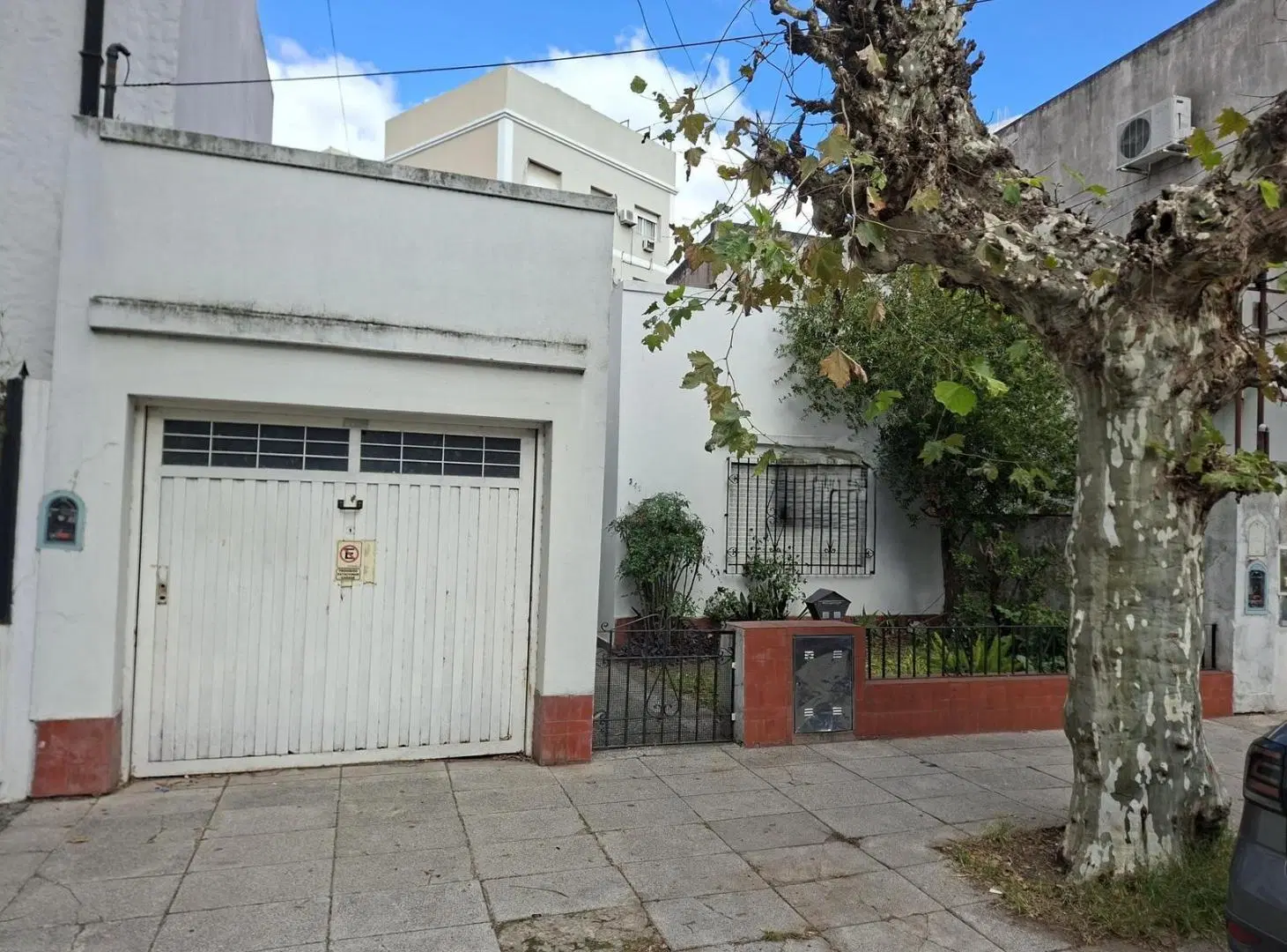 VENTA DE CASA 3 AMBIENTES EN RAMOS MEJIA 3