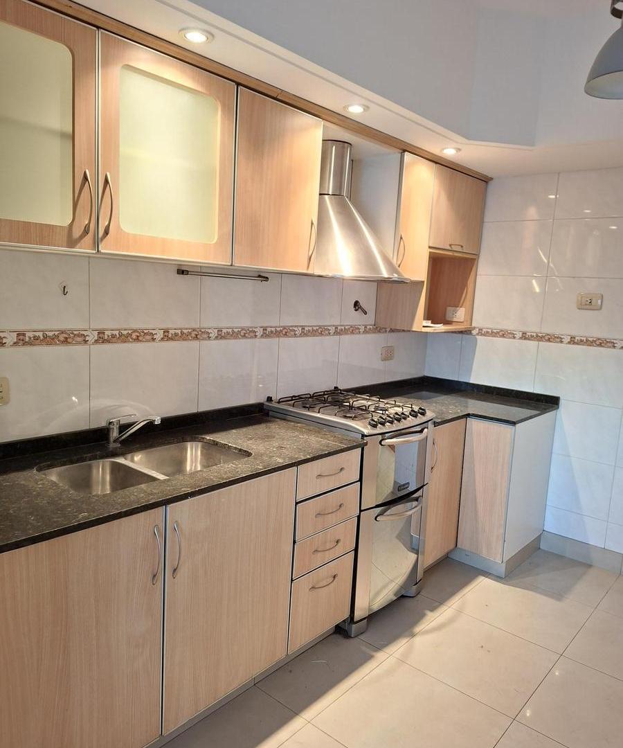 Foto de ALQUILER DE DEPARTAMENTO DE 3 AMBIENTES CON COCHERA EN RAMOS MEJIA, imagen 5
