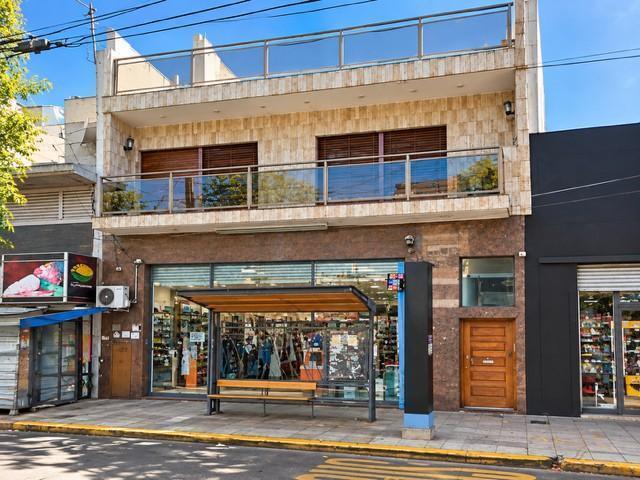 Foto de Local con vivienda en Venta Ramos Mejía, imagen 2