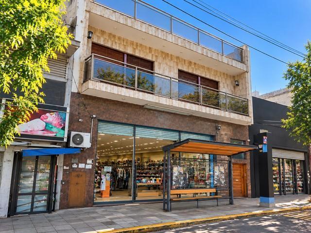 Foto de Local con vivienda en Venta Ramos Mejía, imagen 1