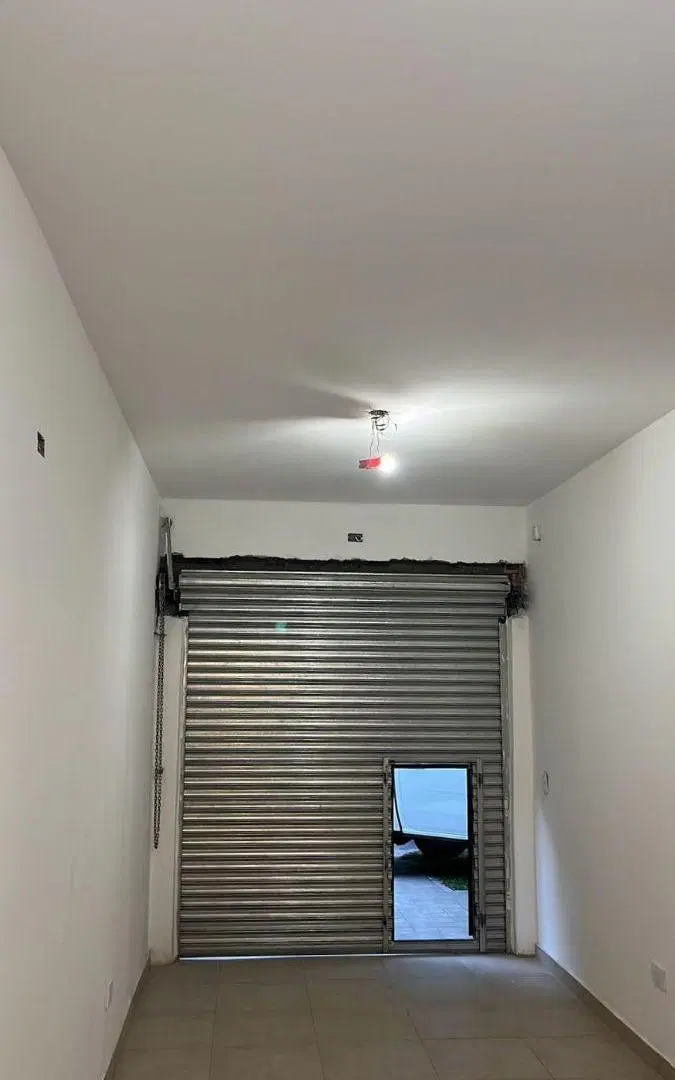 LOCAL comercial u OFICINA de 19 m² en alquiler en Lomas de Zamora 4