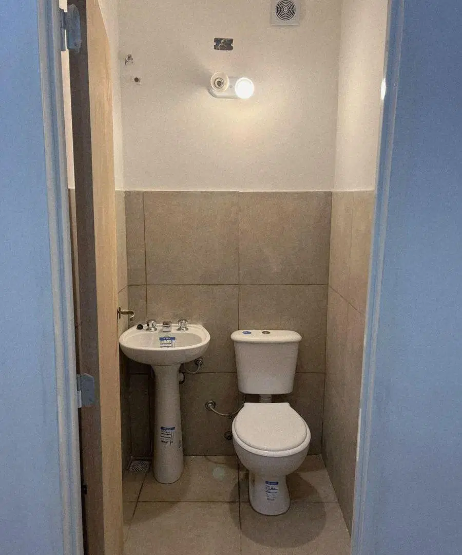 LOCAL comercial u OFICINA de 19 m² en alquiler en Lomas de Zamora 2