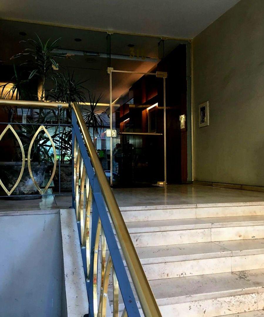 DEPARTAMENTO SEMI PISO EN ALQUILER 5 AMBIENTES 2 COCHERAS